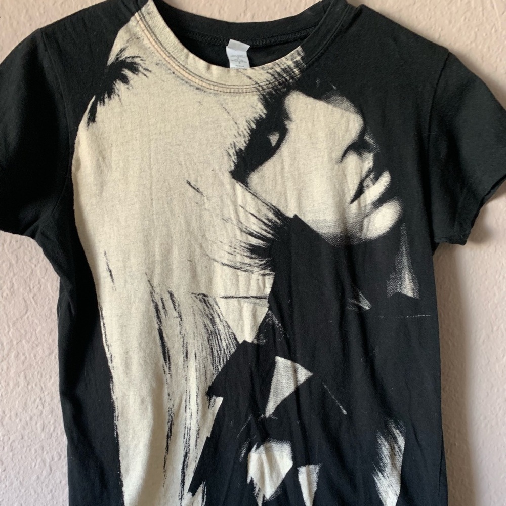 Pretty t-shirt for wear all the time